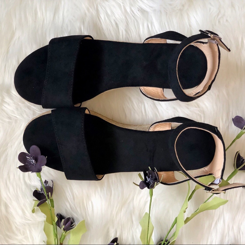 (LAST PAIR) Black Wedge Espadrille Sandals - Picture 3 of 6